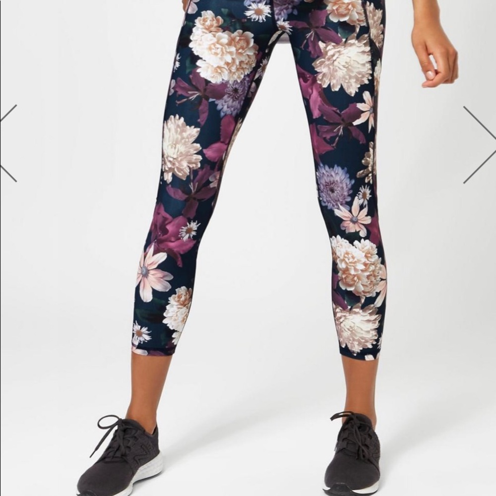 Sweaty Betty Zero Gravity 7/8 Legging Small